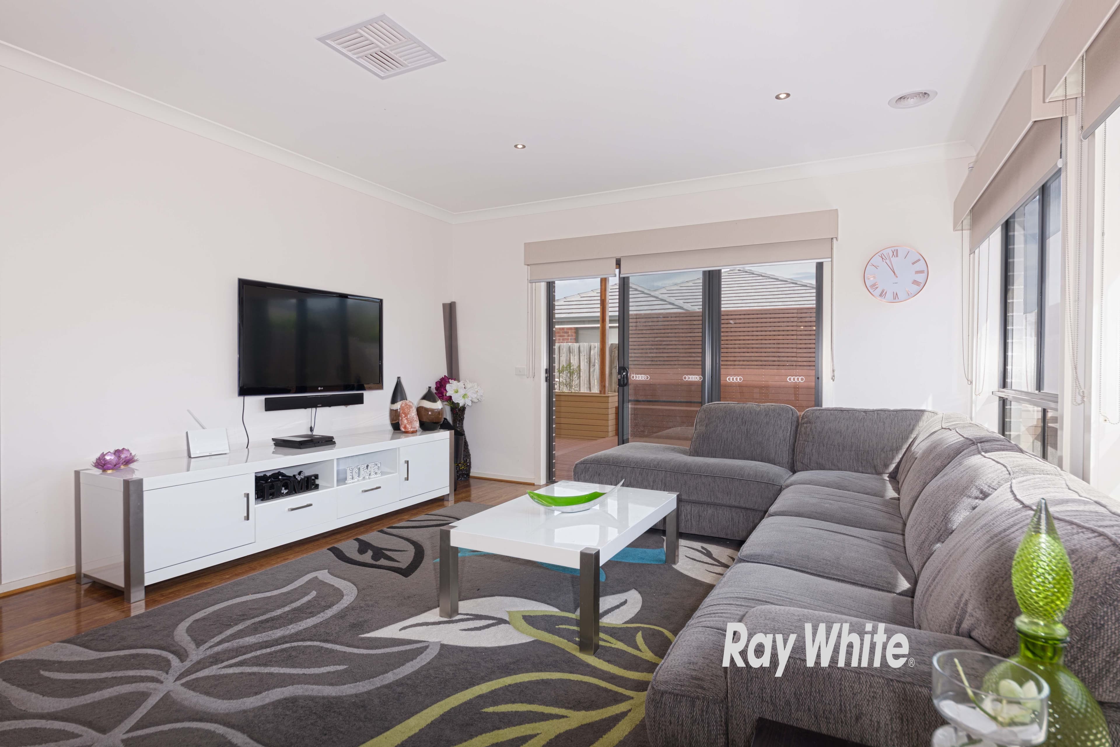 8 Desa Terrace, Dandenong VIC 3175, Dandenong - Thumbnail 2