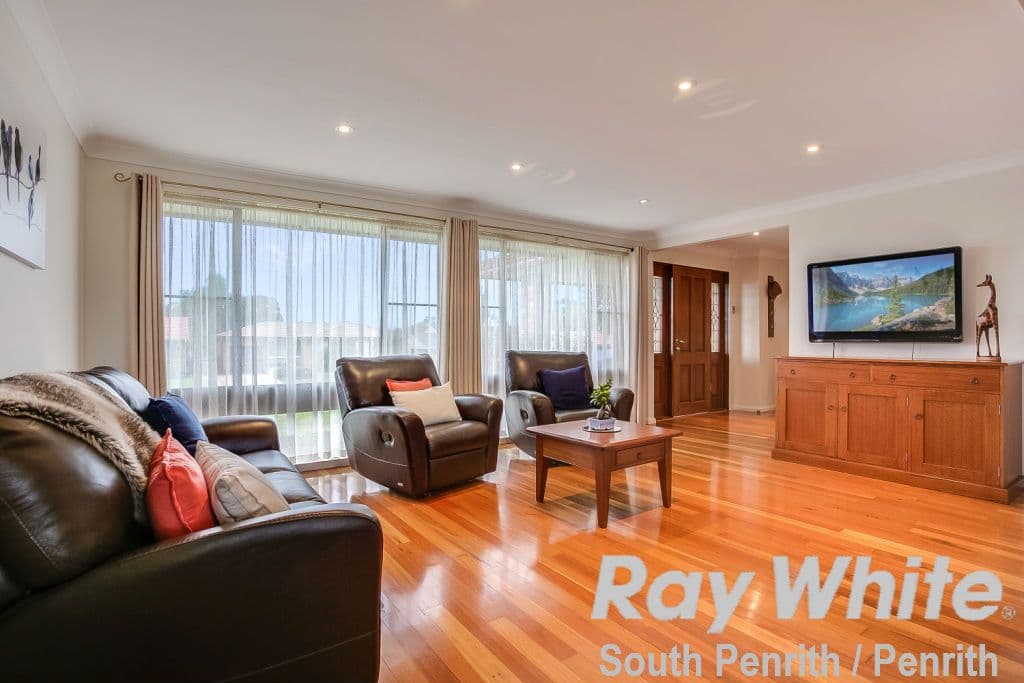 58 Hume Crescent, Werrington County - Thumbnail 4