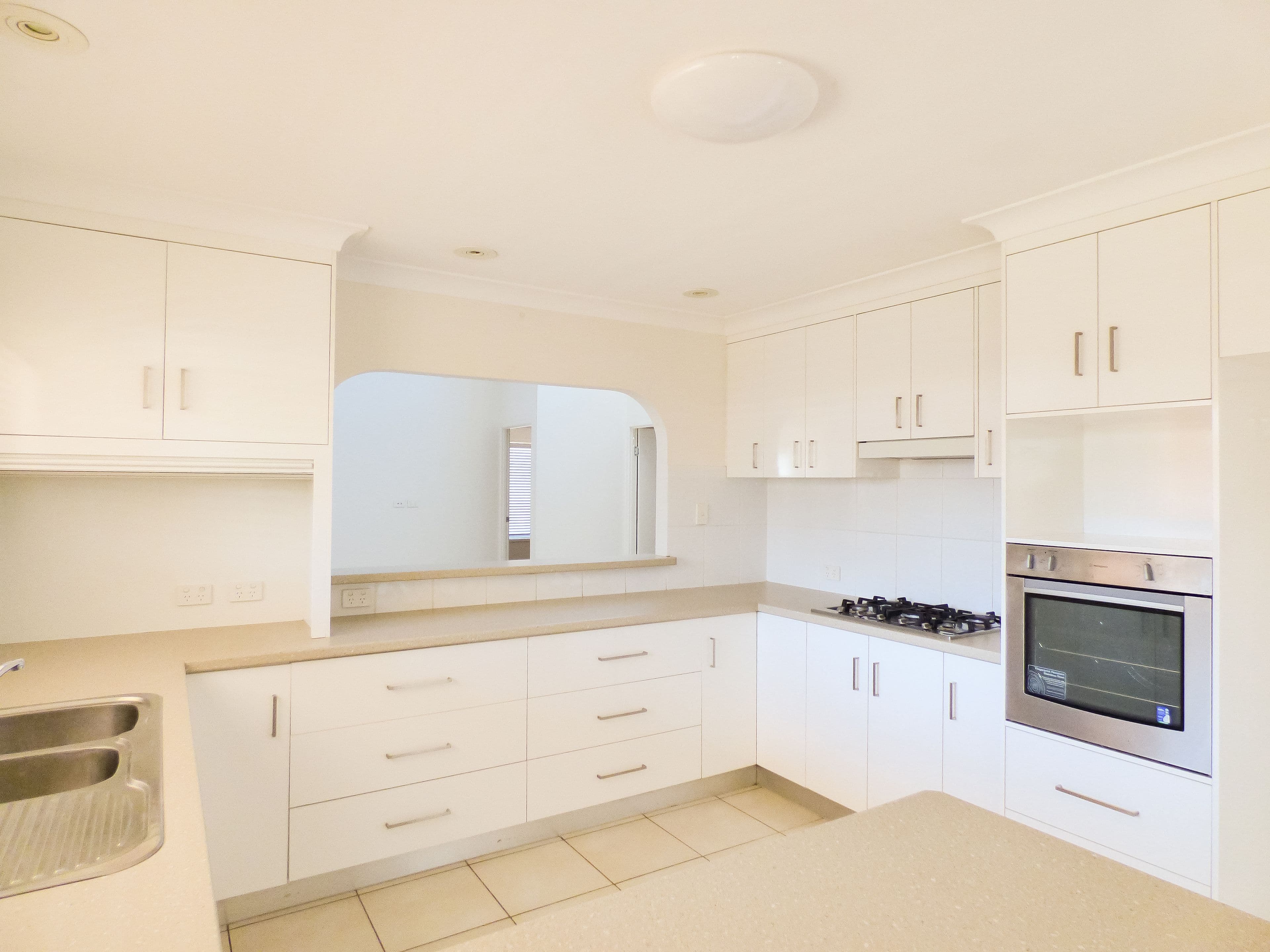 16 Edna Street, Roma QLD 4455, Roma - Thumbnail 3