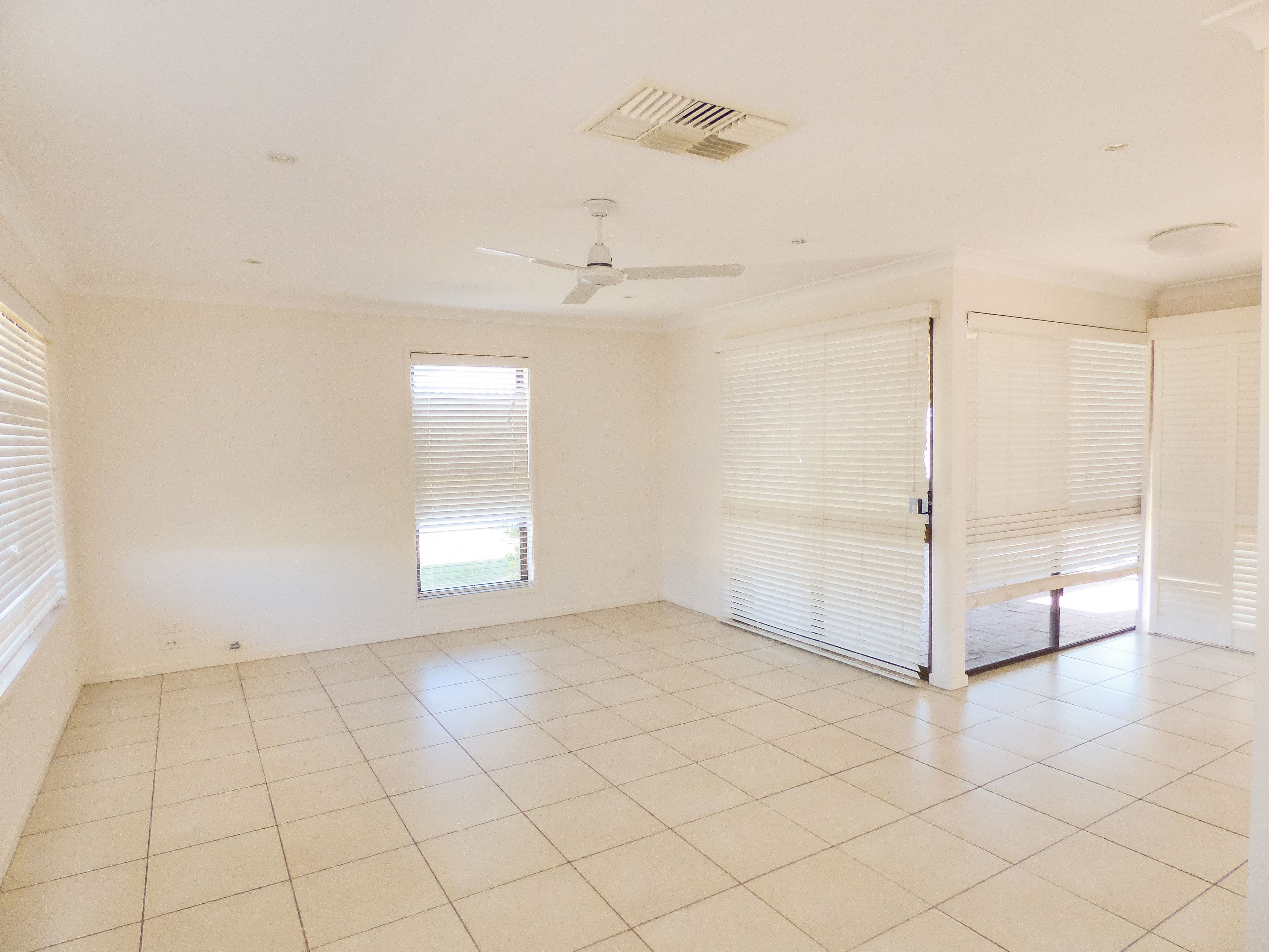 16 Edna Street, Roma QLD 4455, Roma - Thumbnail 6