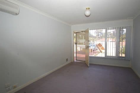 55 Amberton Avenue, GIRRAWHEEN WA 6064, Girrawheen - Thumbnail 3