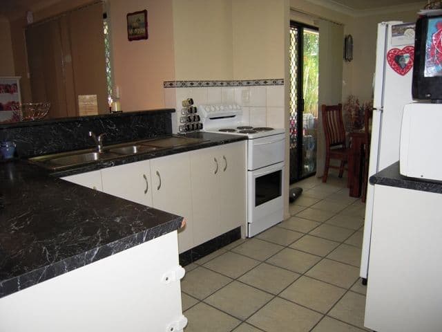 16 Foxtail Court, GLENELLA QLD 4740, Glenella - Thumbnail 3