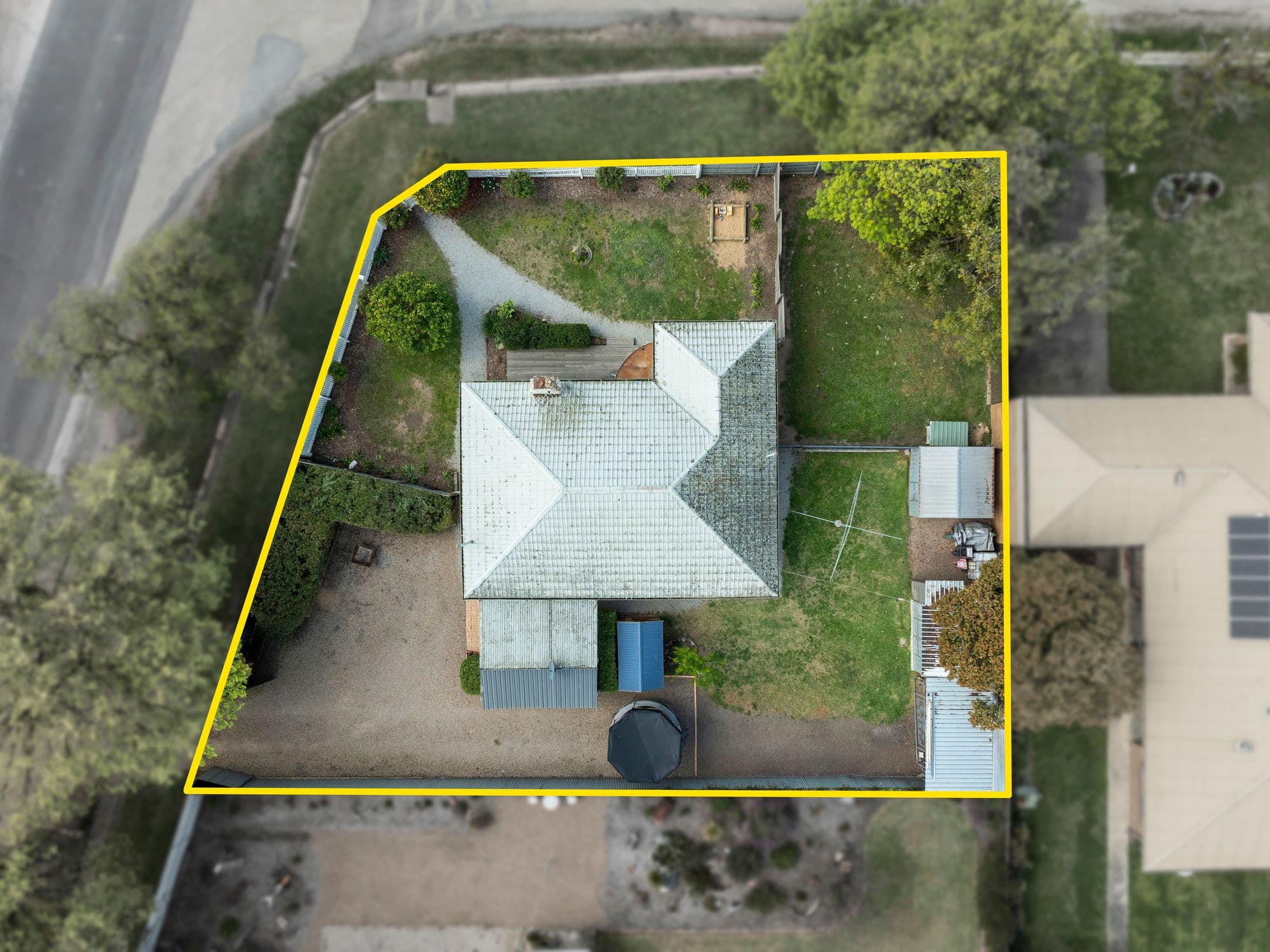 10 Egmont Street, Benalla VIC 3672, Benalla - Thumbnail 3