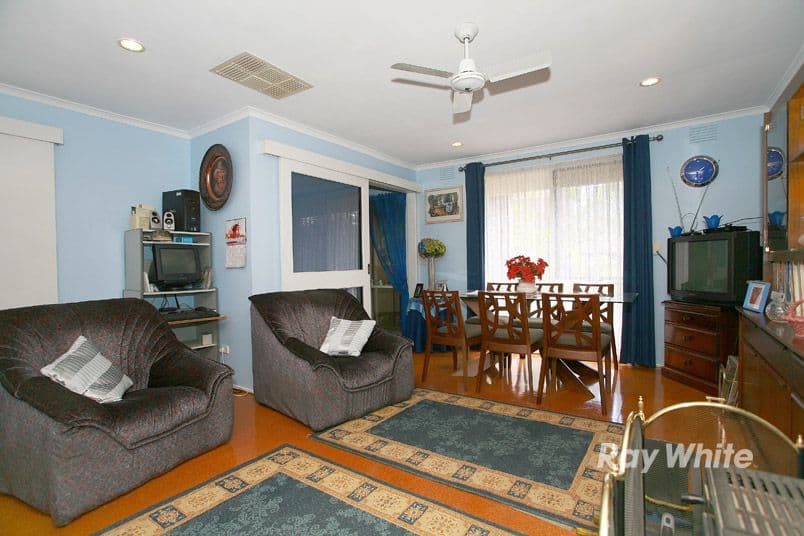 2 Gray Street, CRANBOURNE NORTH VIC 3977, Cranbourne North - Thumbnail 5