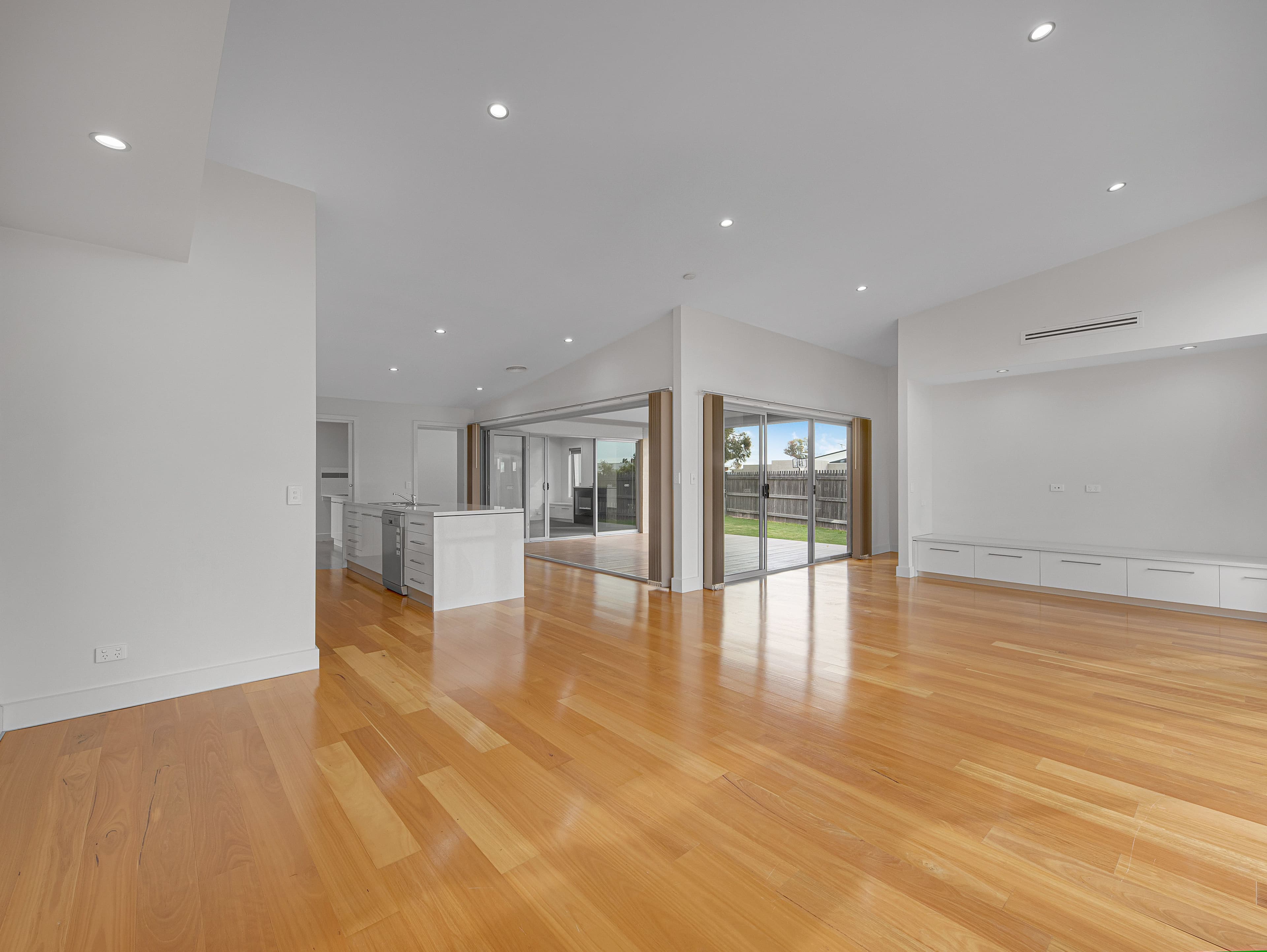 6 Melrose Crescent, Yarrawonga VIC 3730, Yarrawonga - Thumbnail 6