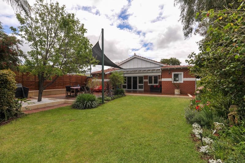 107 Fourth Avenue, MOUNT LAWLEY WA 6050, Mount Lawley - Thumbnail 2