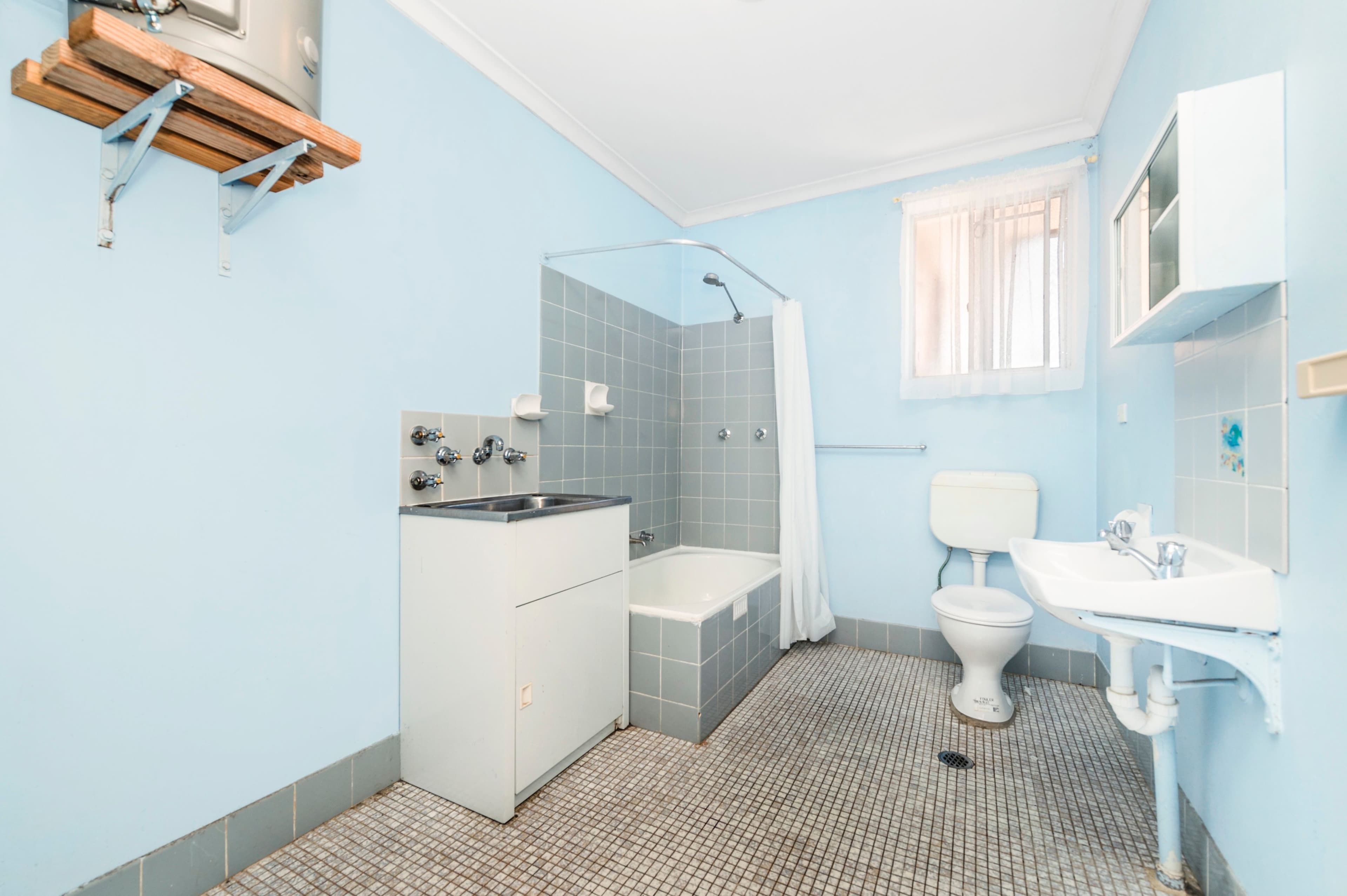 56 Crest Road, Queanbeyan NSW 2620, Queanbeyan - Thumbnail 7
