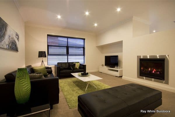 5 Farnham Crescent, MILL PARK VIC 3082, Mill Park - Thumbnail 2