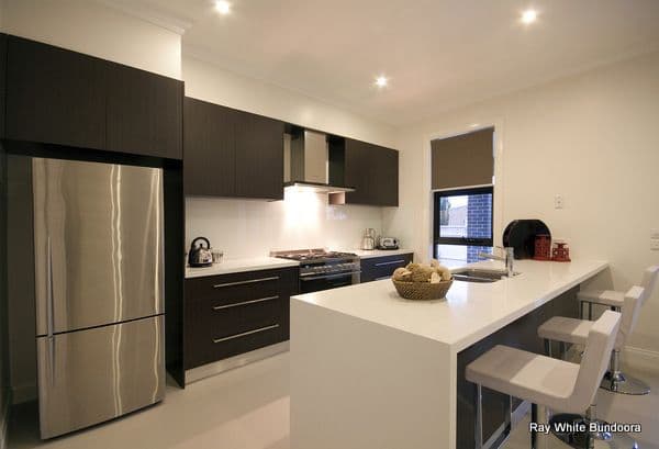 5 Farnham Crescent, MILL PARK VIC 3082, Mill Park - Thumbnail 6