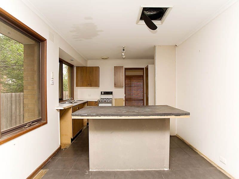 70 Lenoak Street, GLADSTONE PARK VIC 3043, Gladstone Park - Thumbnail 6