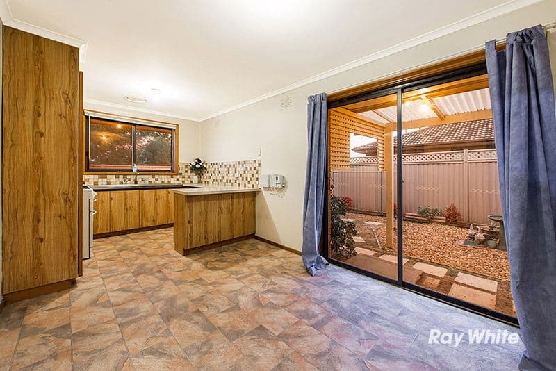 15 Lecky Street, Cranbourne VIC 3977, Cranbourne - Thumbnail 3