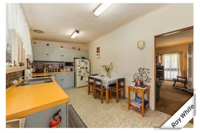 18 Bungendore Road, QUEANBEYAN NSW 2620, Queanbeyan East - Thumbnail 7