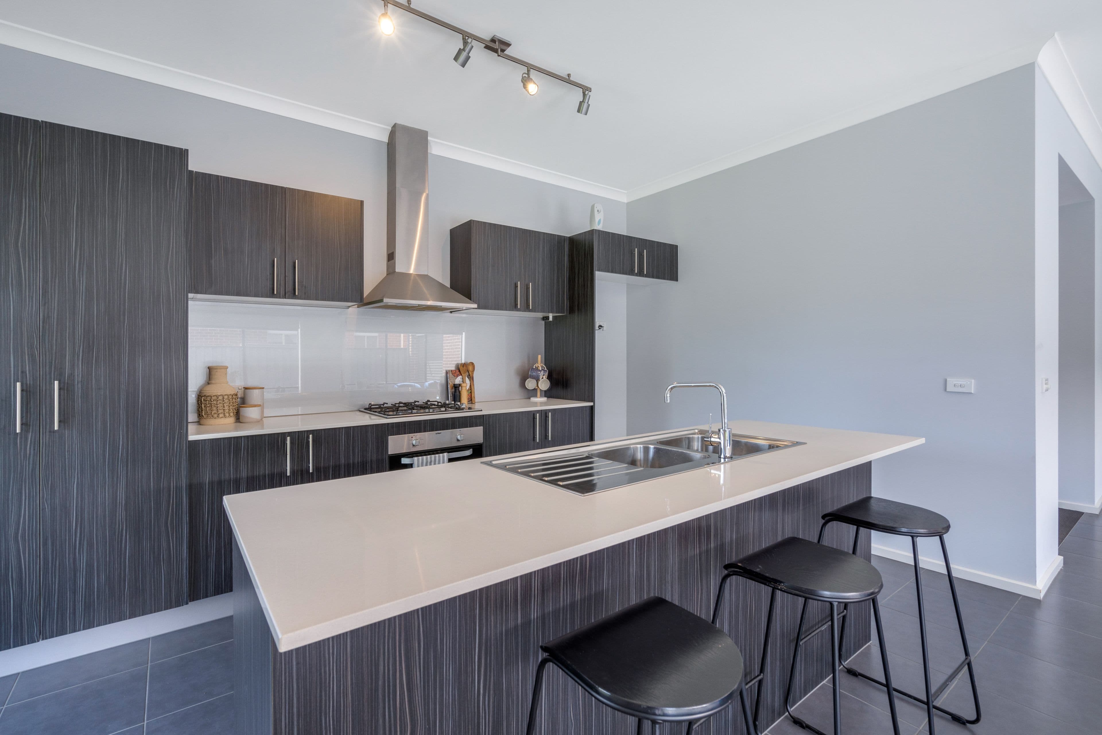 18 Dempster Drive, Craigieburn VIC 3064, Craigieburn - Thumbnail 6