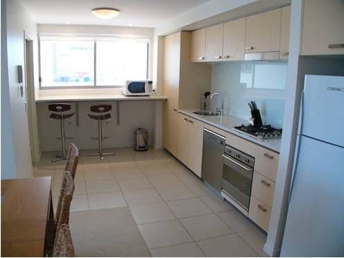 13 Walsh Street, MILTON QLD 4064, Milton - Thumbnail 3