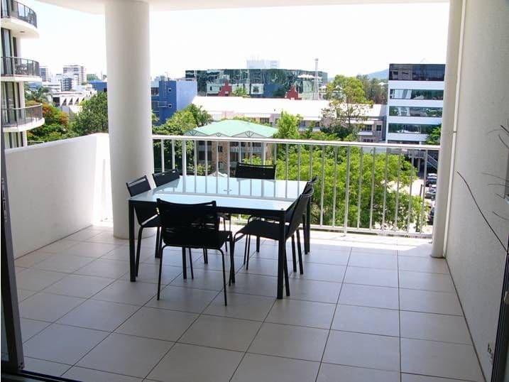 13 Walsh Street, MILTON QLD 4064, Milton - Thumbnail 7