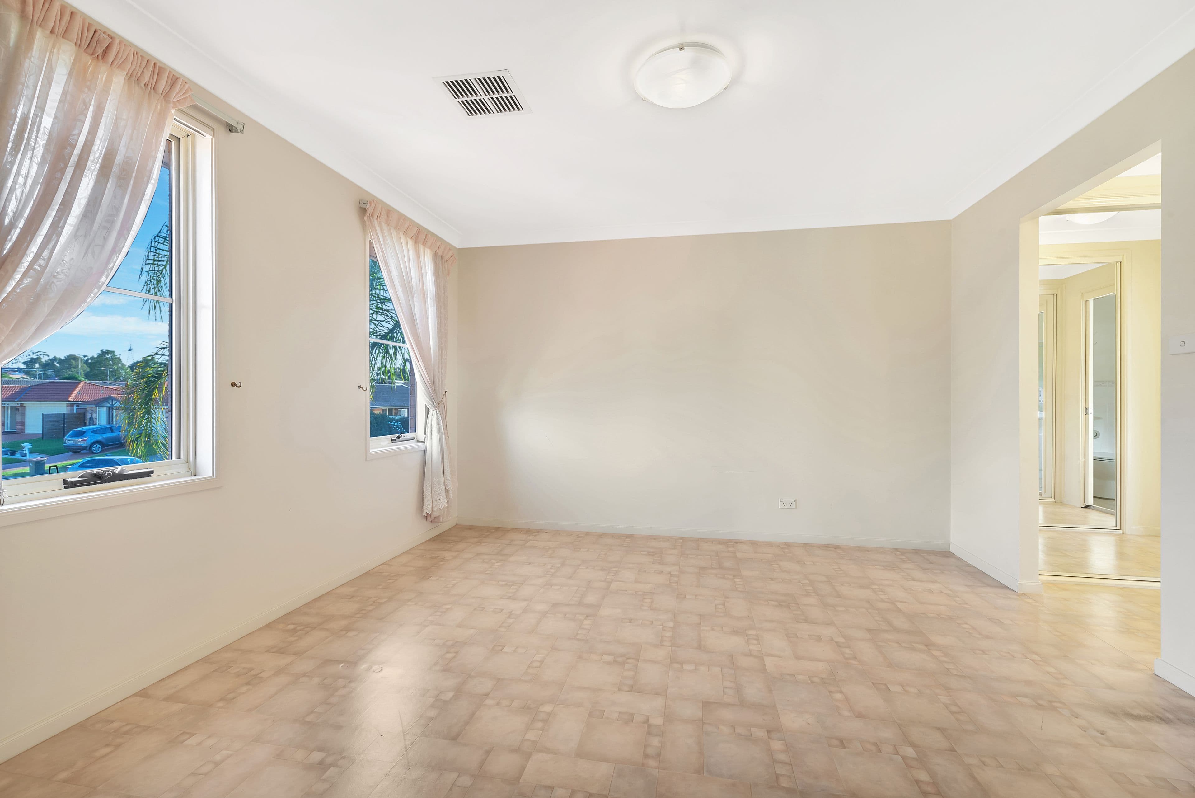 68 Tamworth Crescent, Hoxton Park - Thumbnail 7