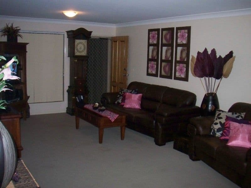 92 Coora Street, WISHART QLD 4122, Wishart - Thumbnail 3