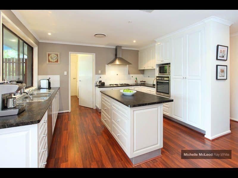 15 Morningview Street, CHAPEL HILL QLD 4069, Chapel Hill - Thumbnail 3