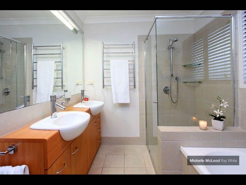15 Morningview Street, CHAPEL HILL QLD 4069, Chapel Hill - Thumbnail 7