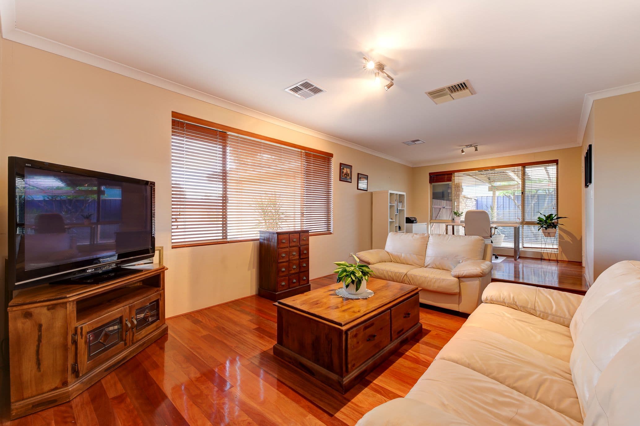 38 Jaeger Square, Ballajura WA 6066, Ballajura - Thumbnail 5