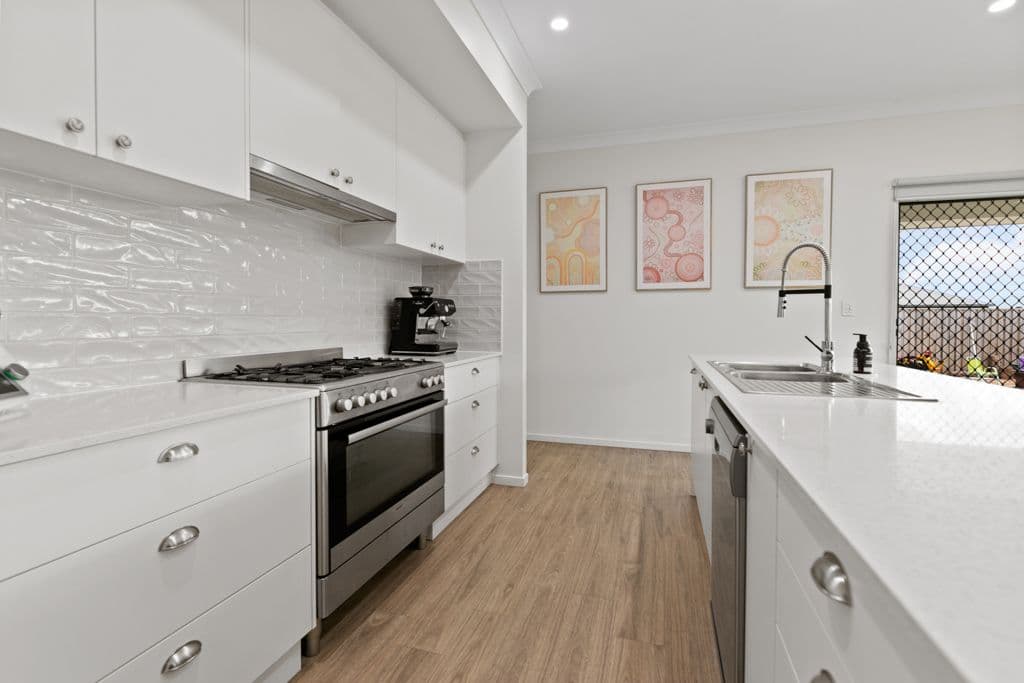 14 GOLDENCREST Street, Caboolture QLD 4510, Caboolture - Thumbnail 2