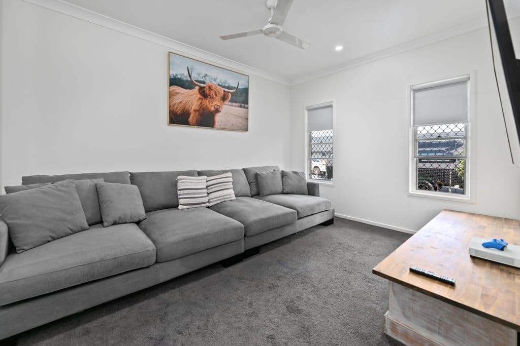 14 GOLDENCREST Street, Caboolture QLD 4510, Caboolture - Thumbnail 6