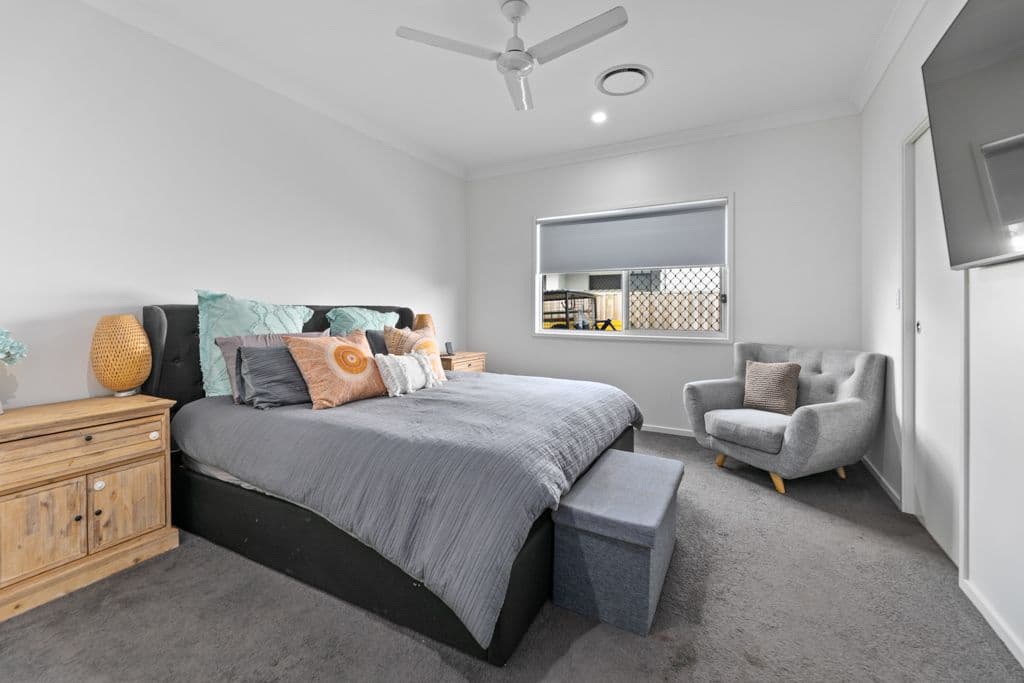 14 GOLDENCREST Street, Caboolture QLD 4510, Caboolture - Thumbnail 8