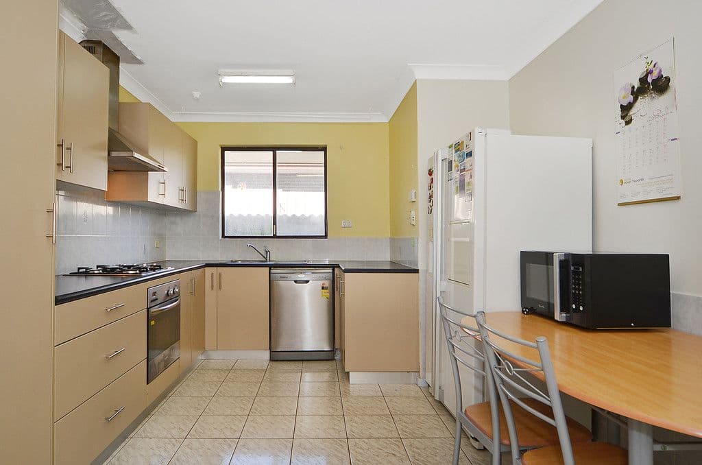 21 Curtis Way, Girrawheen WA 6064, Girrawheen - Thumbnail 4