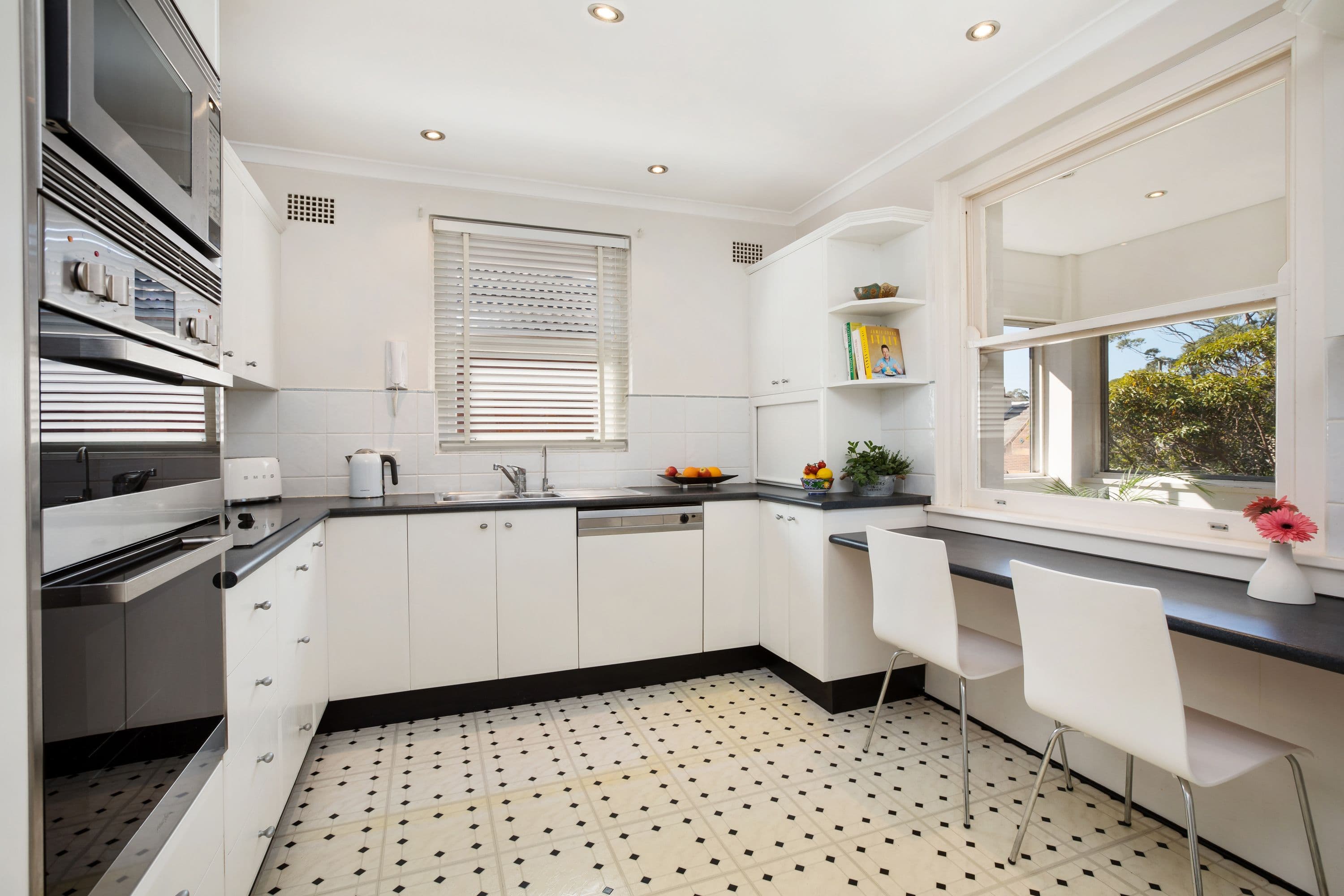 15 The Avenue, Randwick NSW 2031, Randwick - Thumbnail 2