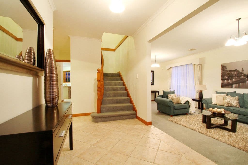 167 Blossom Park Drive, Mill Park VIC 3082, Mill Park - Thumbnail 2