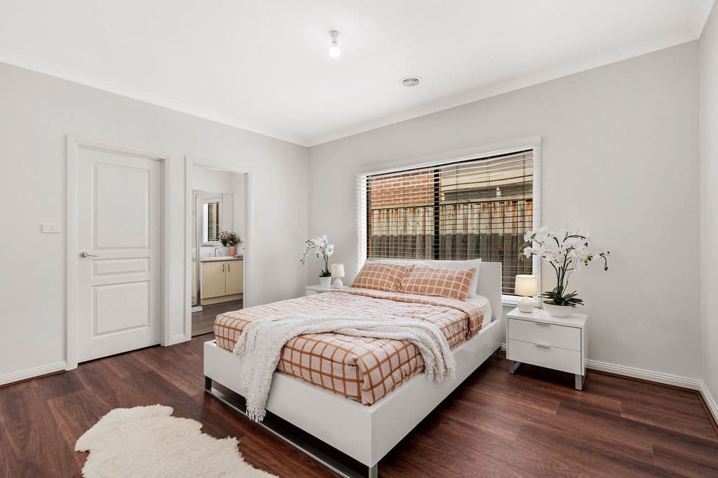 14 Nighthawk Boulevard, South Morang VIC 3752, South Morang - Thumbnail 2