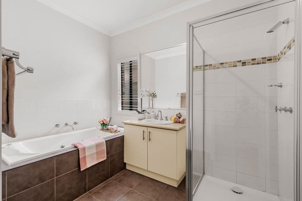 14 Nighthawk Boulevard, South Morang VIC 3752, South Morang - Thumbnail 7