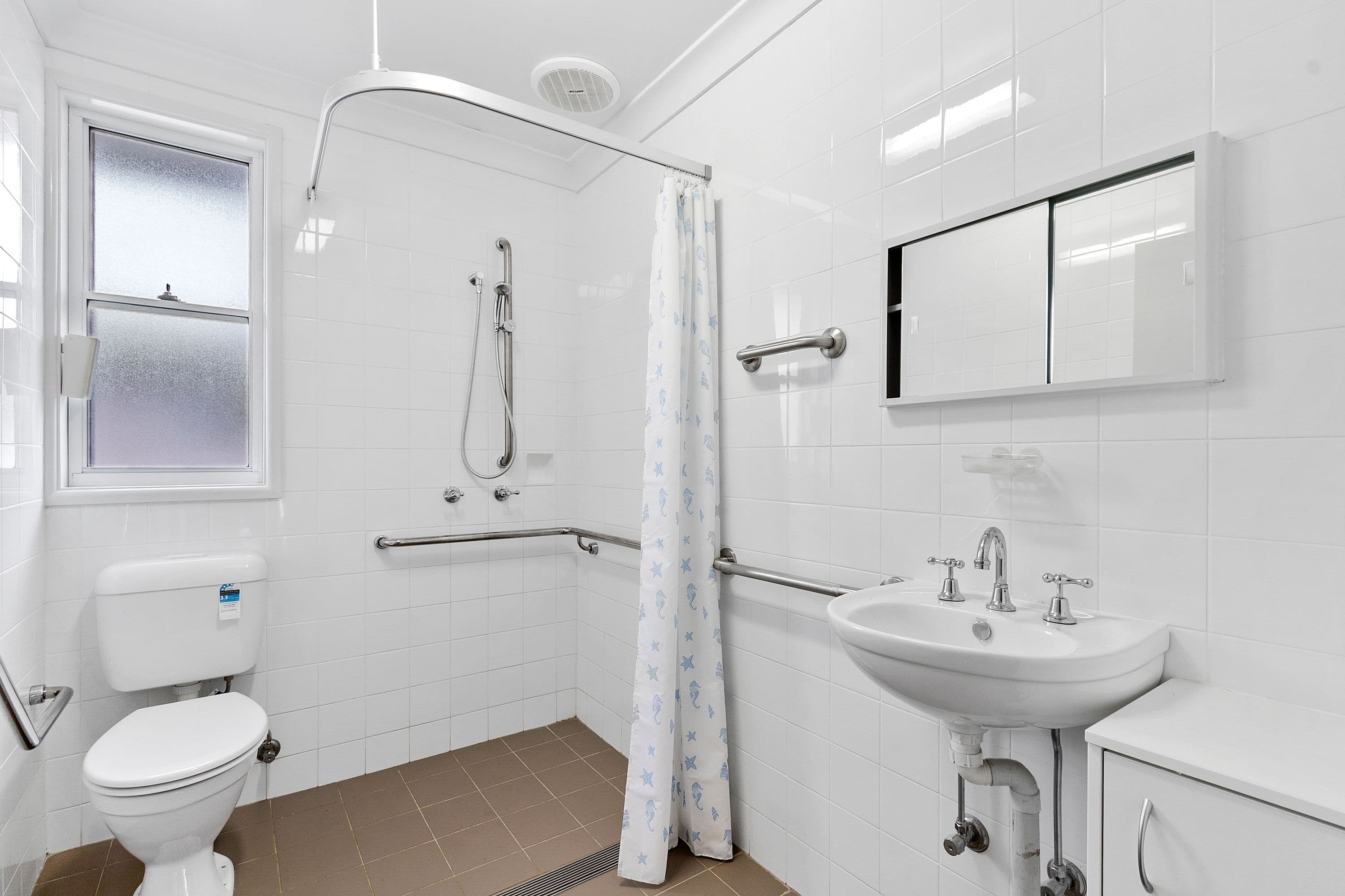 56 Enfield Avenue, North Richmond - Thumbnail 4