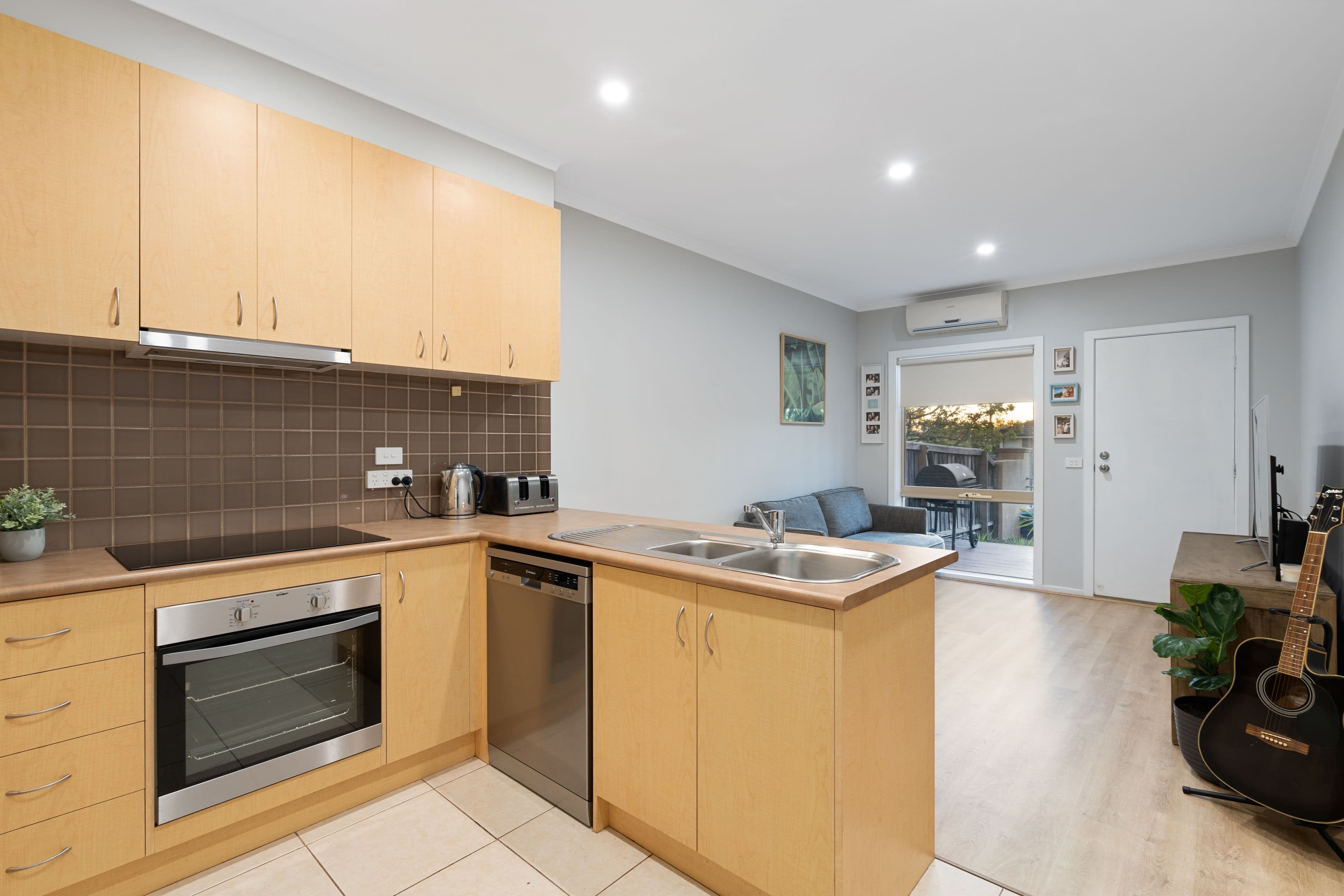 2A Warrawee Drive, Bundoora VIC 3083, Bundoora - Thumbnail 4