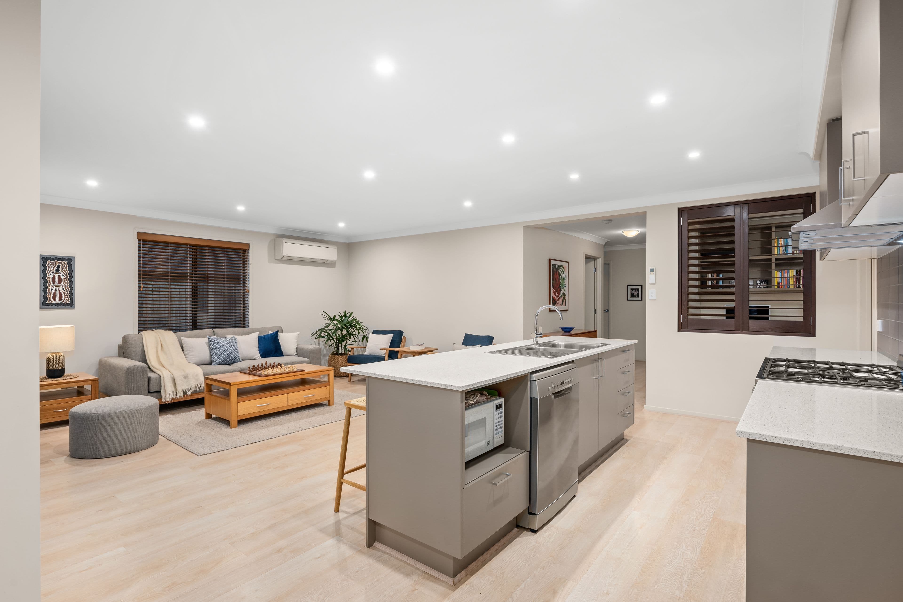 14 Barakula Street, South Ripley QLD 4306, South Ripley - Thumbnail 2