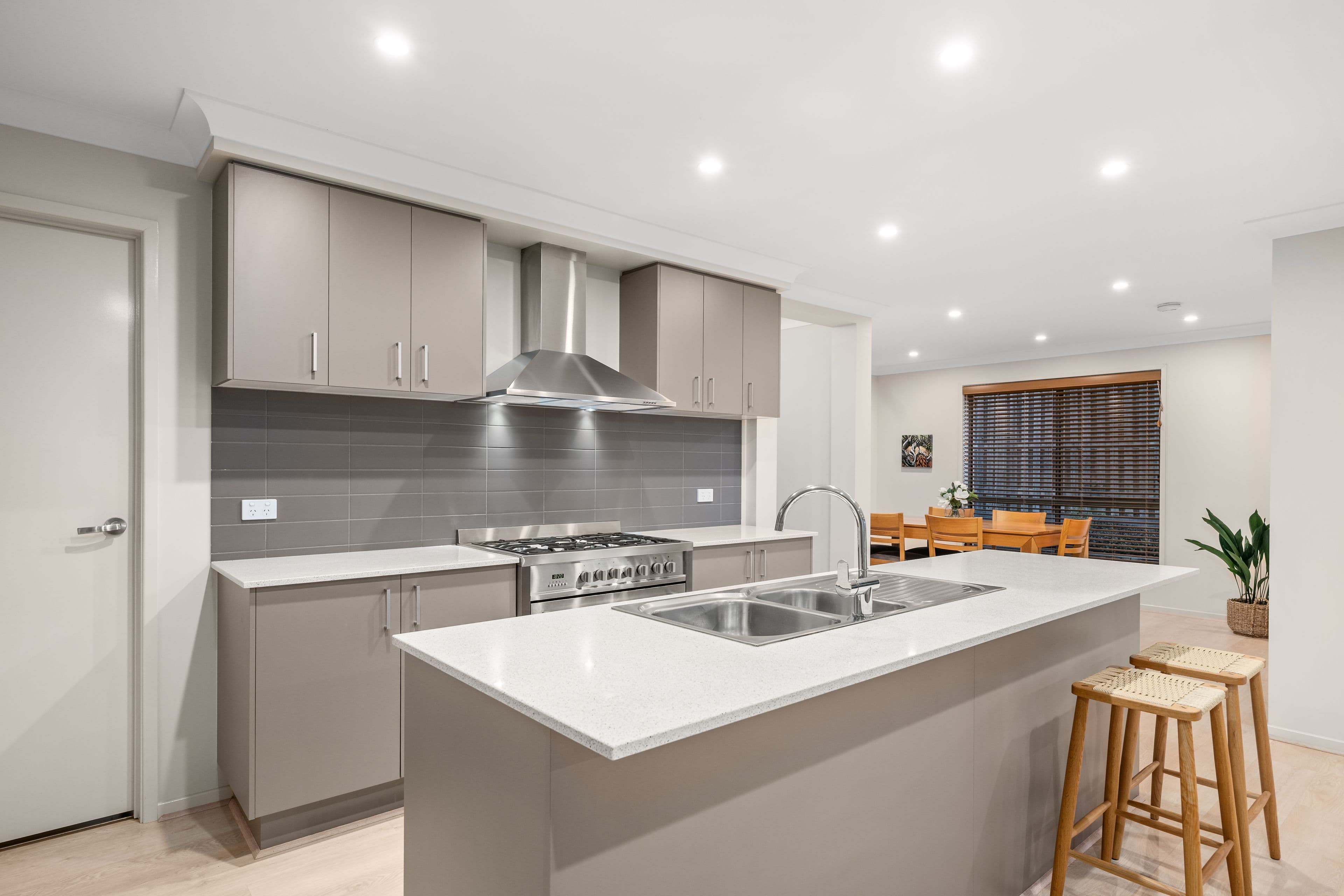 14 Barakula Street, South Ripley QLD 4306, South Ripley - Thumbnail 7