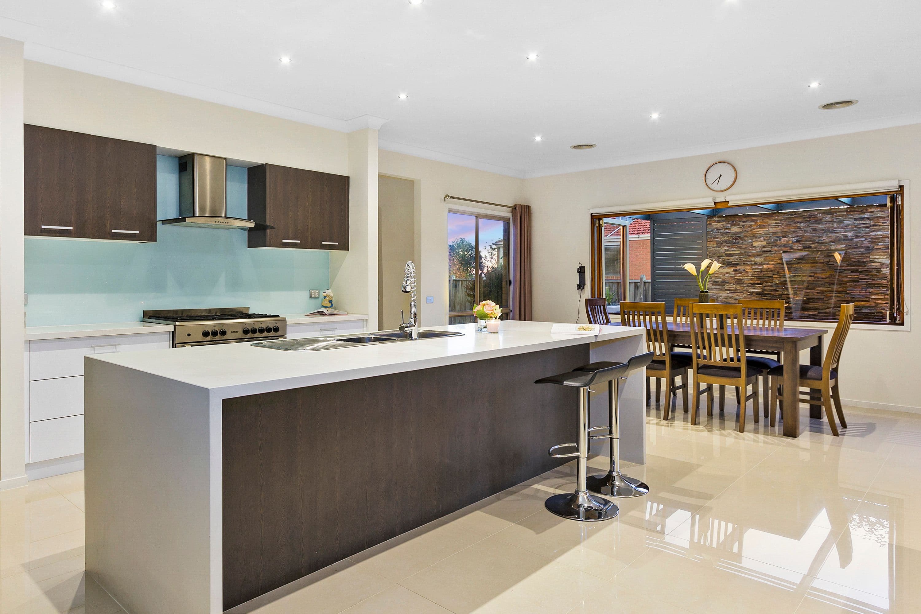 10 Cedarwood Crescent, Berwick VIC 3806, Berwick - Thumbnail 5