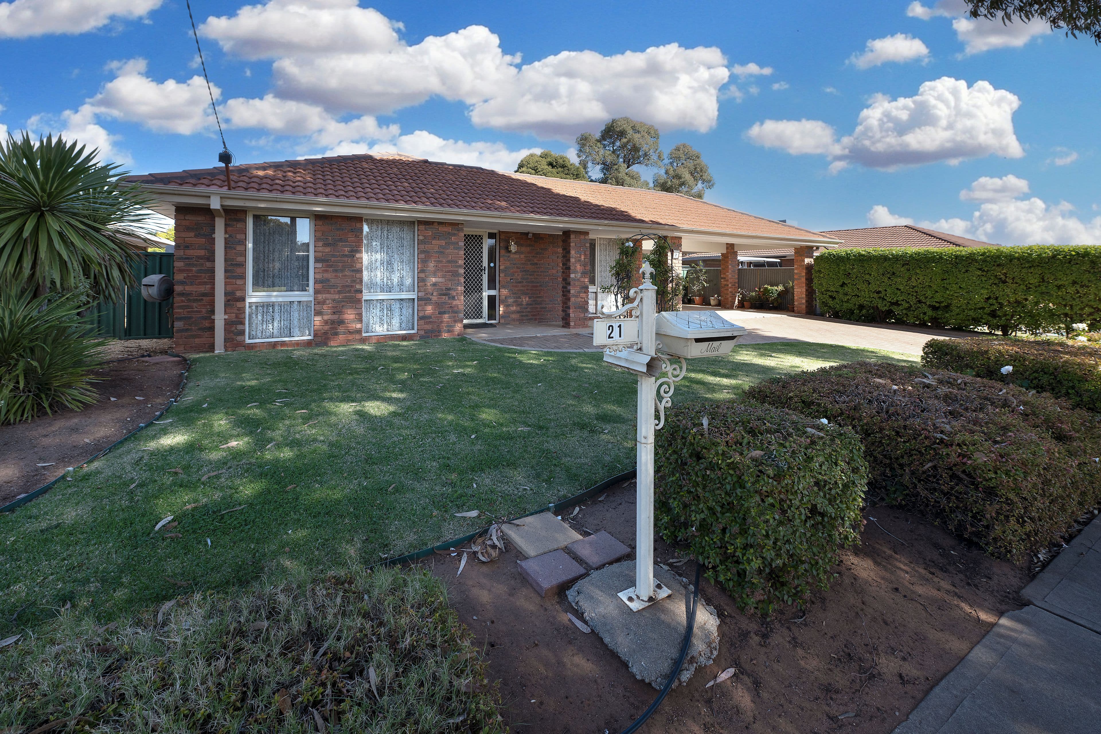21 Nowie Street, Swan Hill VIC 3585, Swan Hill - Thumbnail 2