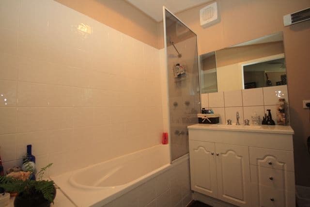 19 Brolga Street, LONGREACH QLD 4730, Longreach - Thumbnail 8