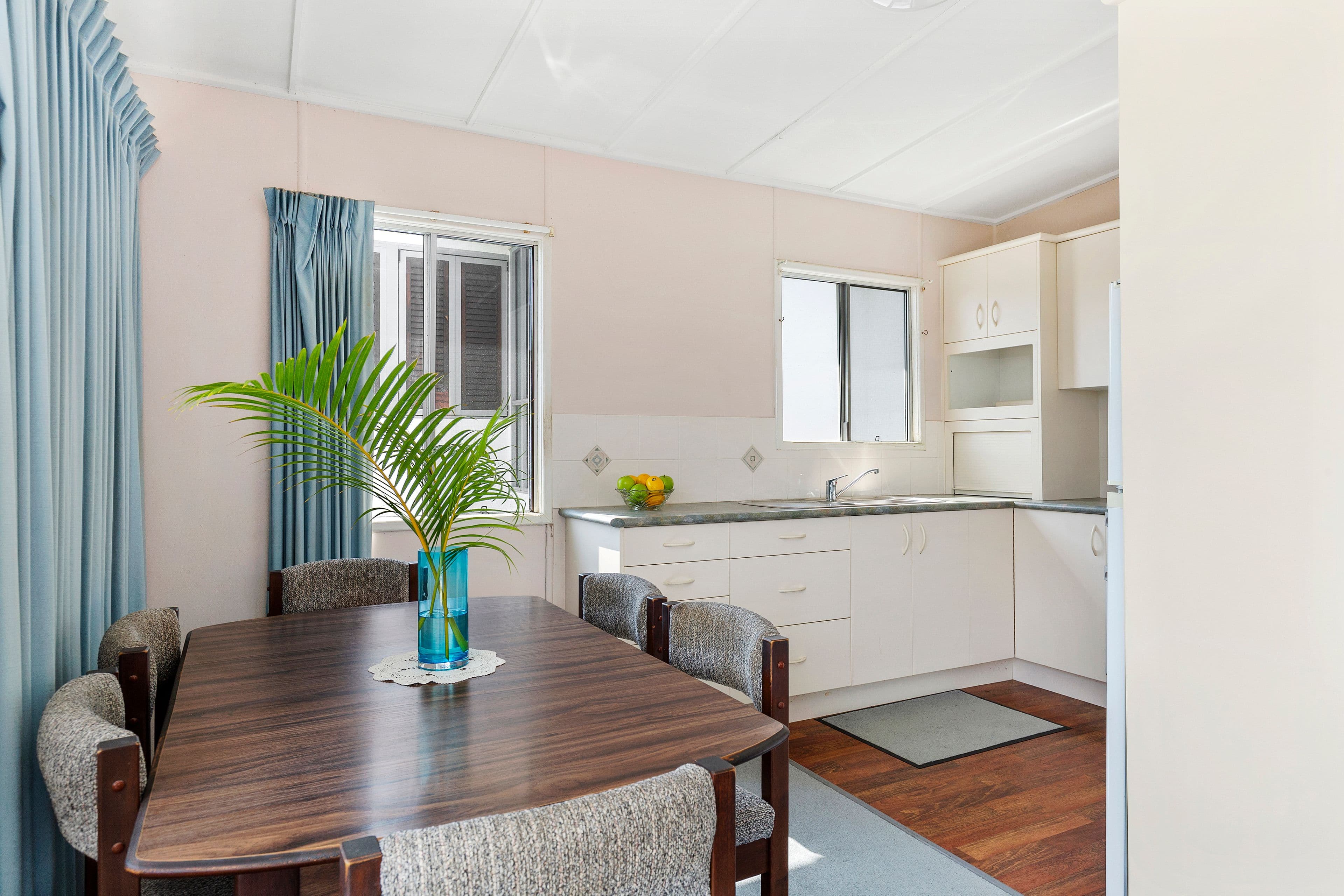 14 Alfred Street, Mermaid Beach QLD 4218, Mermaid Beach - Thumbnail 2