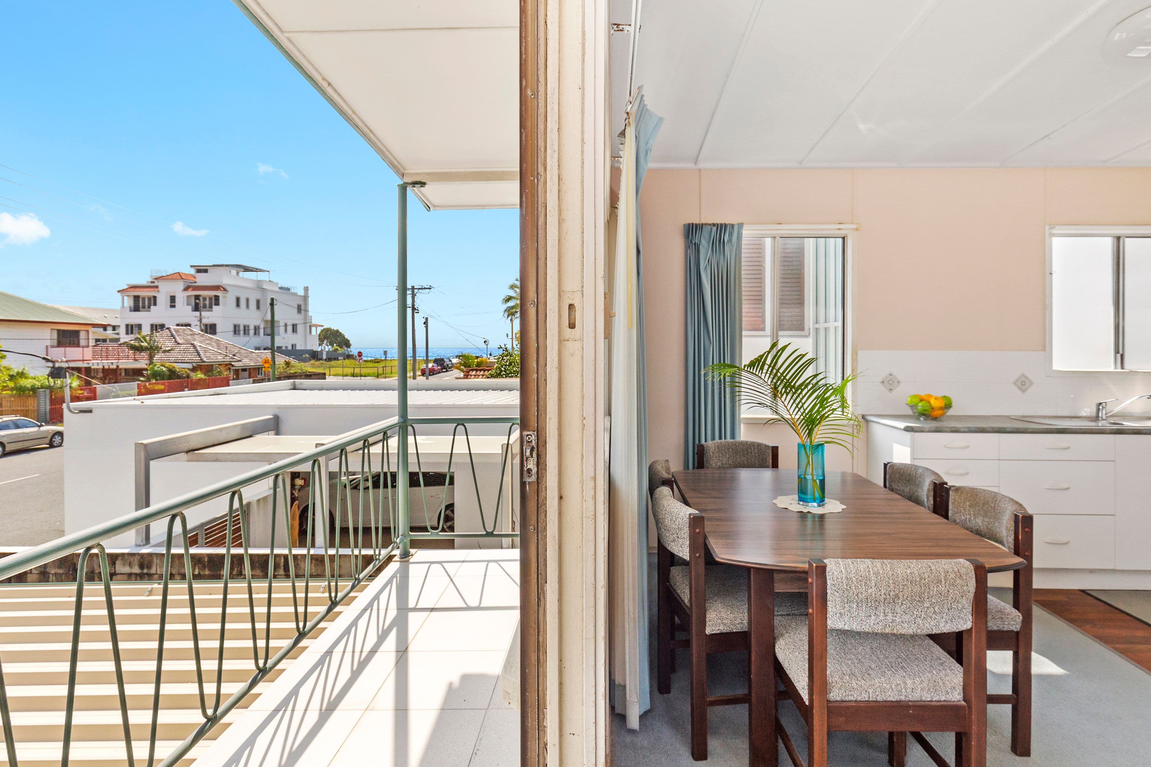 14 Alfred Street, Mermaid Beach QLD 4218, Mermaid Beach - Thumbnail 3