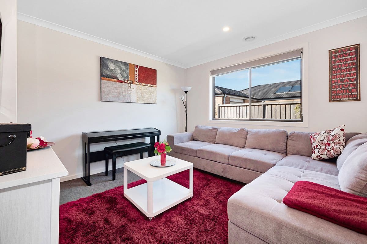 10 Cartwright Grove, Cranbourne East VIC 3977, Cranbourne East - Thumbnail 8
