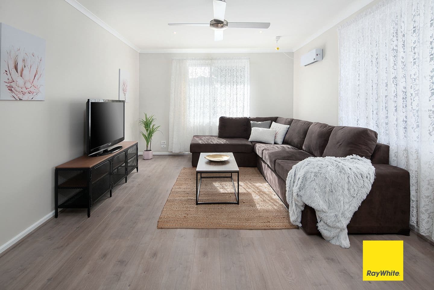 12 Susan Court, Cranbourne VIC 3977, Cranbourne - Thumbnail 2