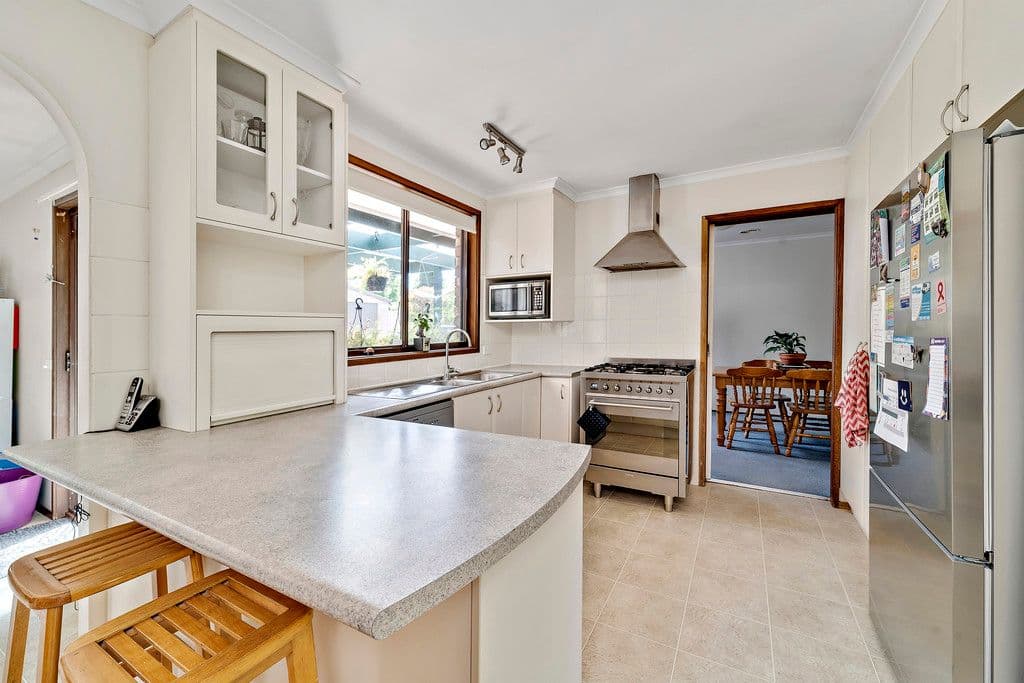 13 Twamley Crescent, Chisholm ACT 2905, Chisholm - Thumbnail 2