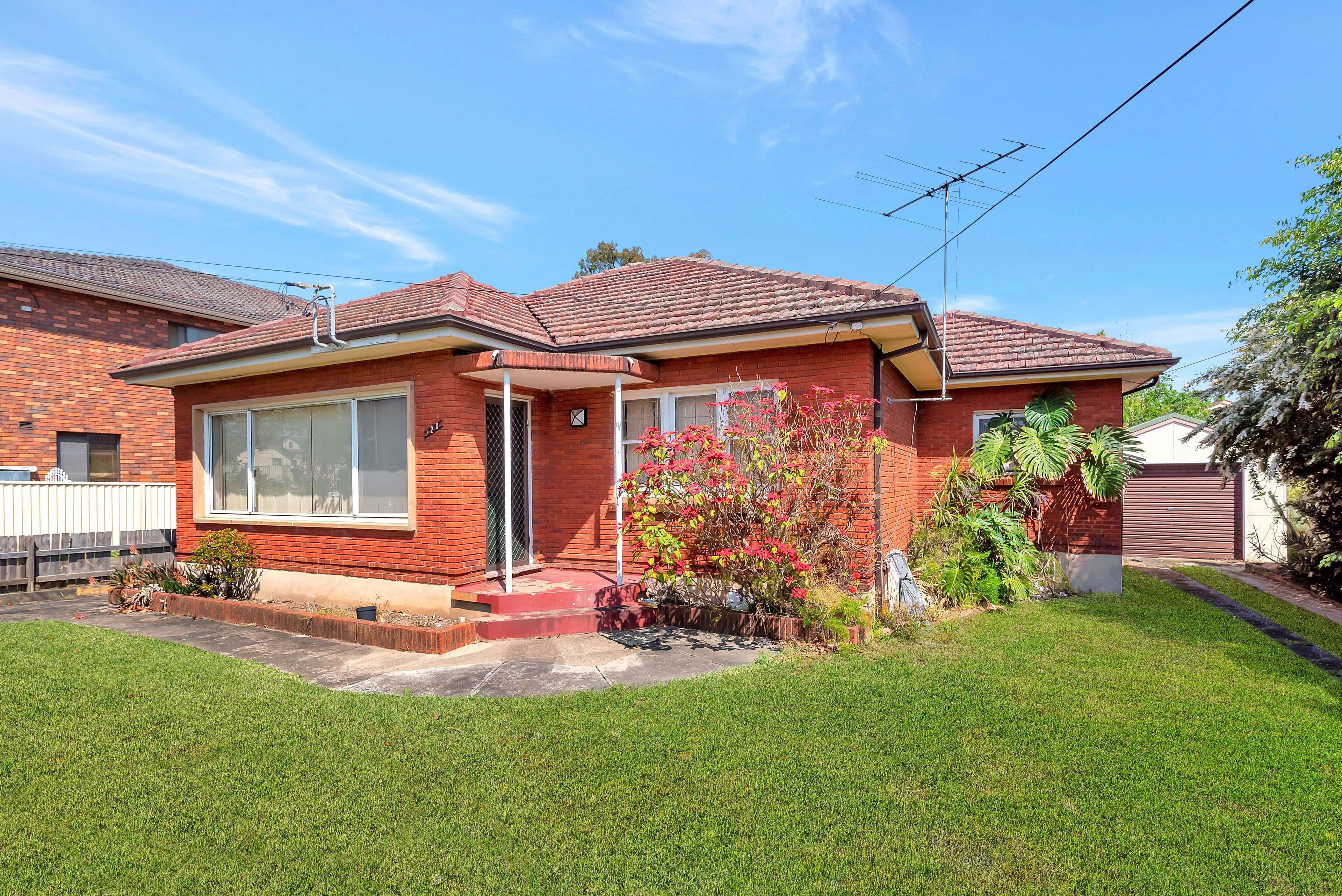128 Chester Hill Road, Bass Hill - Thumbnail 3