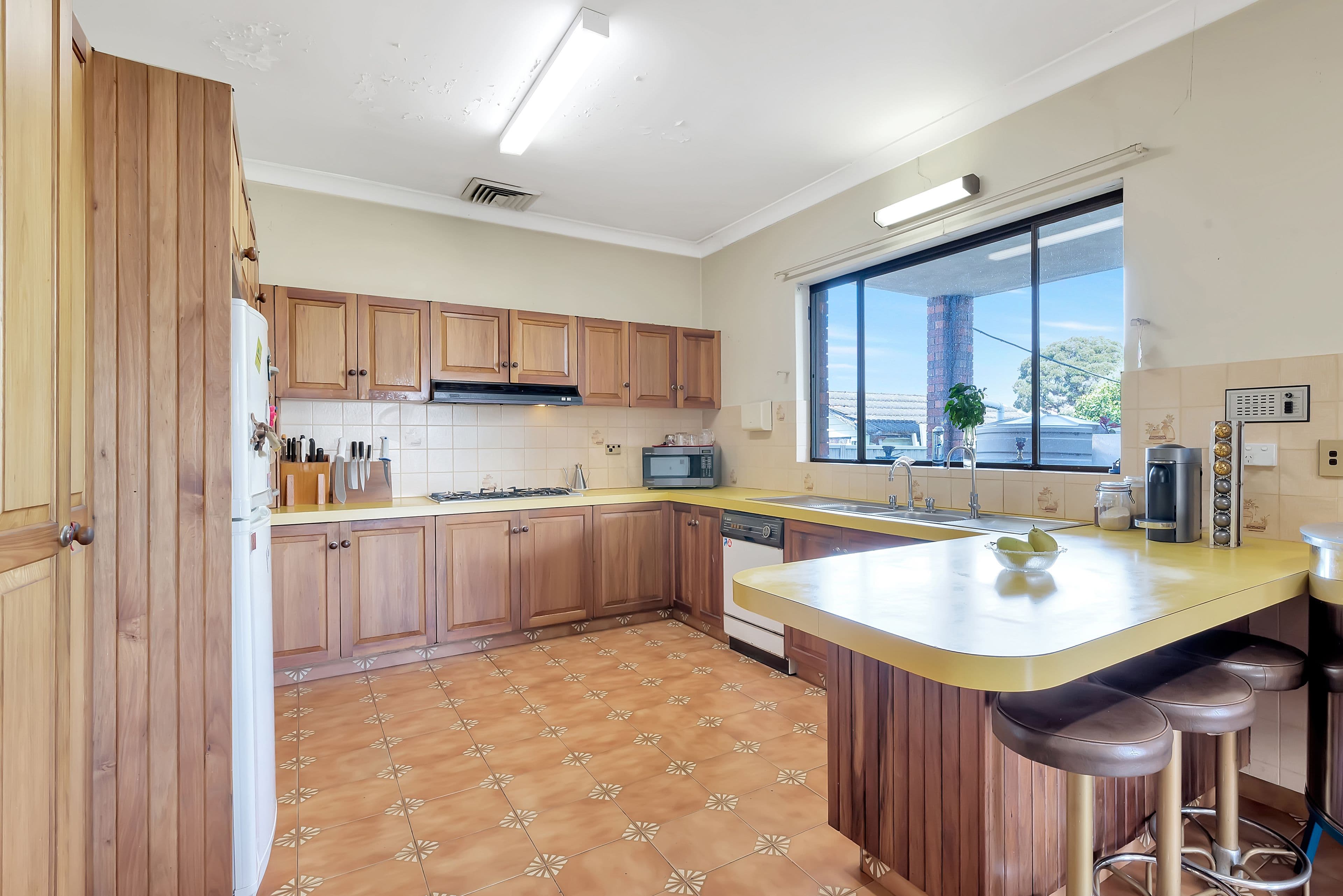 128 Chester Hill Road, Bass Hill - Thumbnail 7