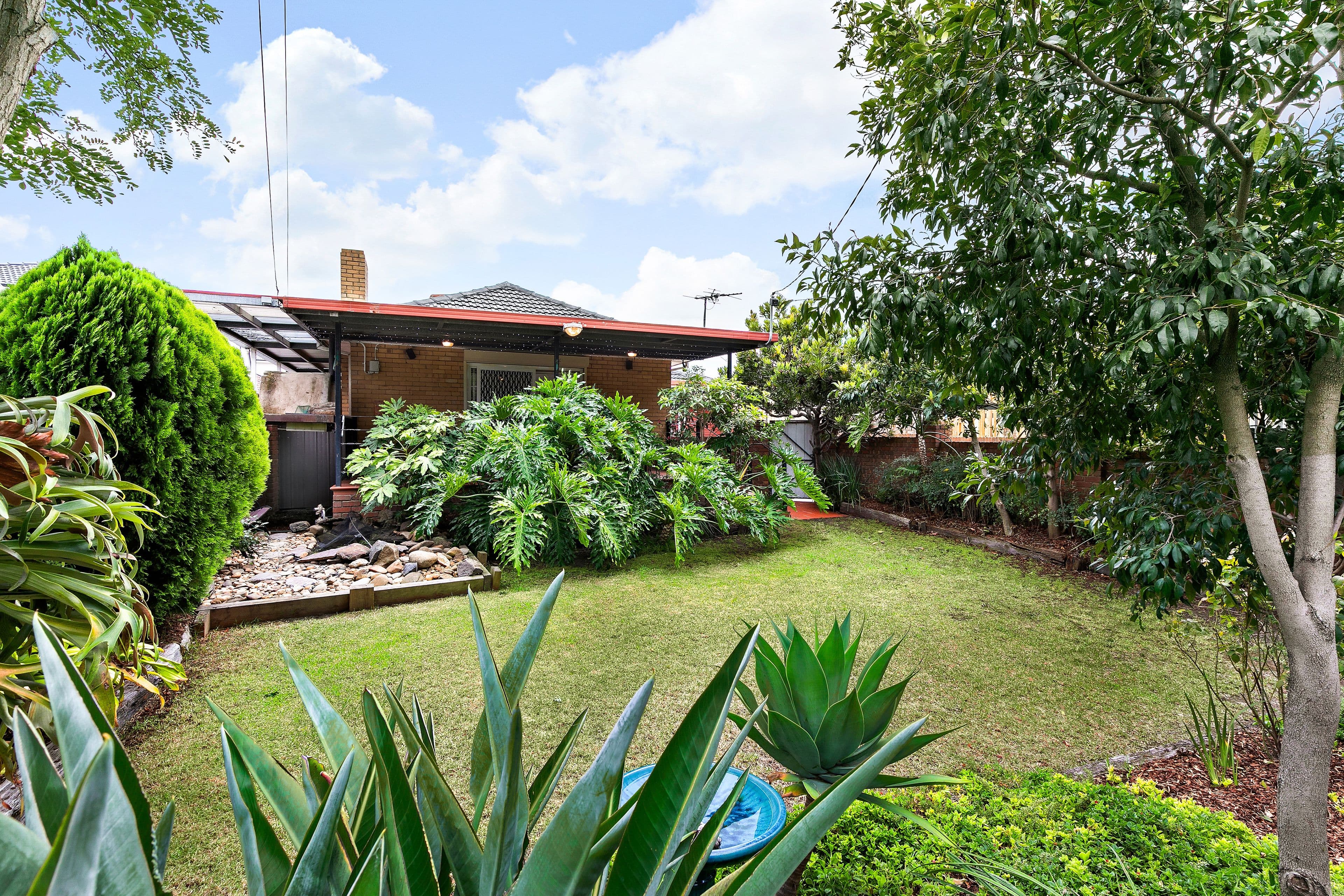 25 May Street, Glenroy VIC 3046, Glenroy - Thumbnail 3