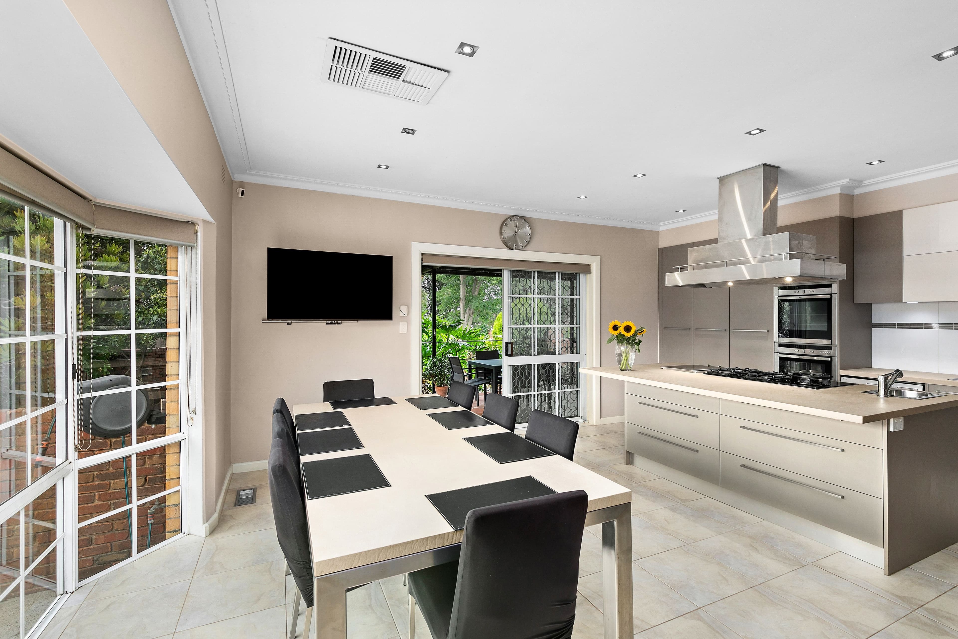 25 May Street, Glenroy VIC 3046, Glenroy - Thumbnail 4