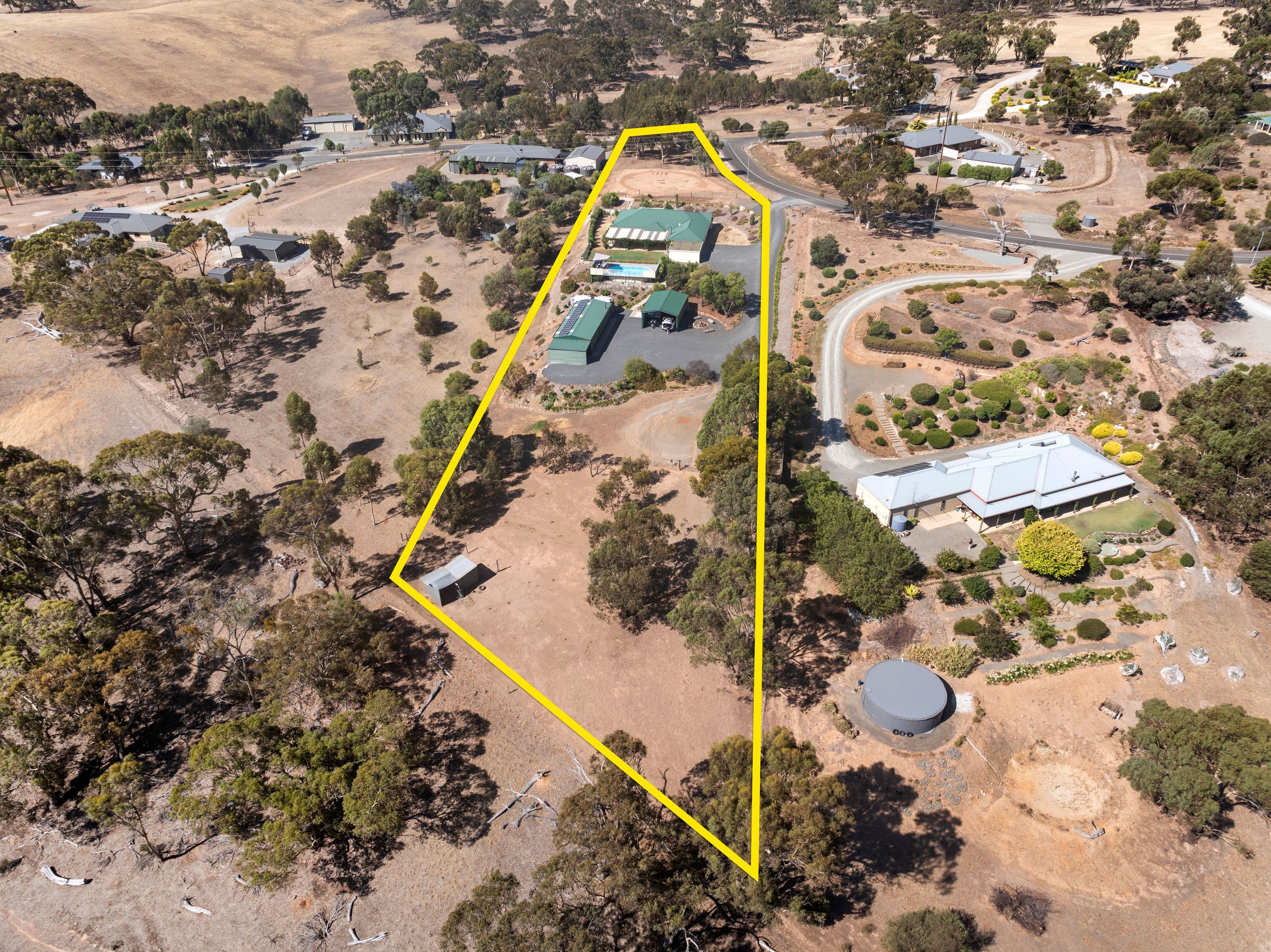 129 Norman Drive, Clare SA 5453, Clare - Thumbnail 3