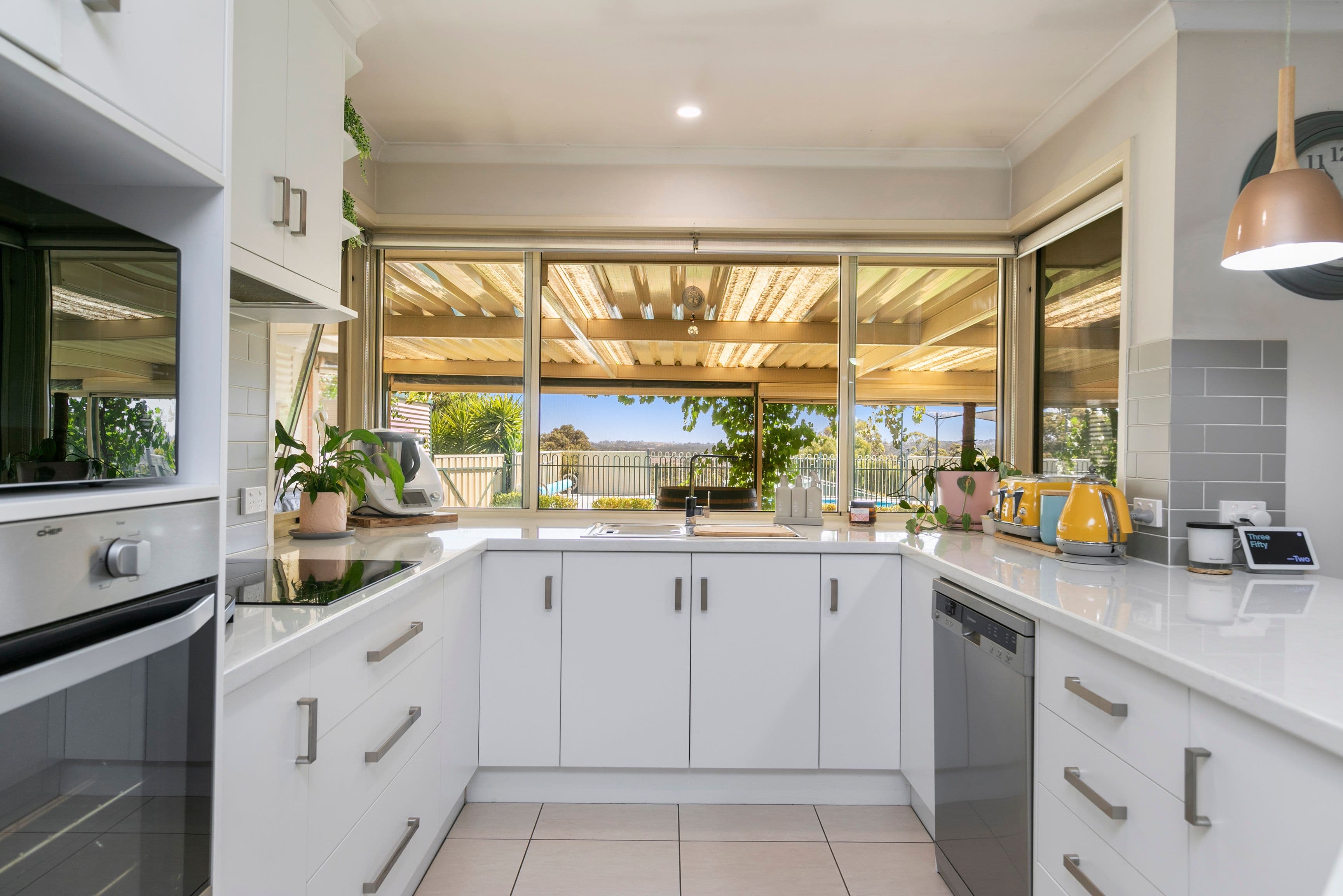 129 Norman Drive, Clare SA 5453, Clare - Thumbnail 5